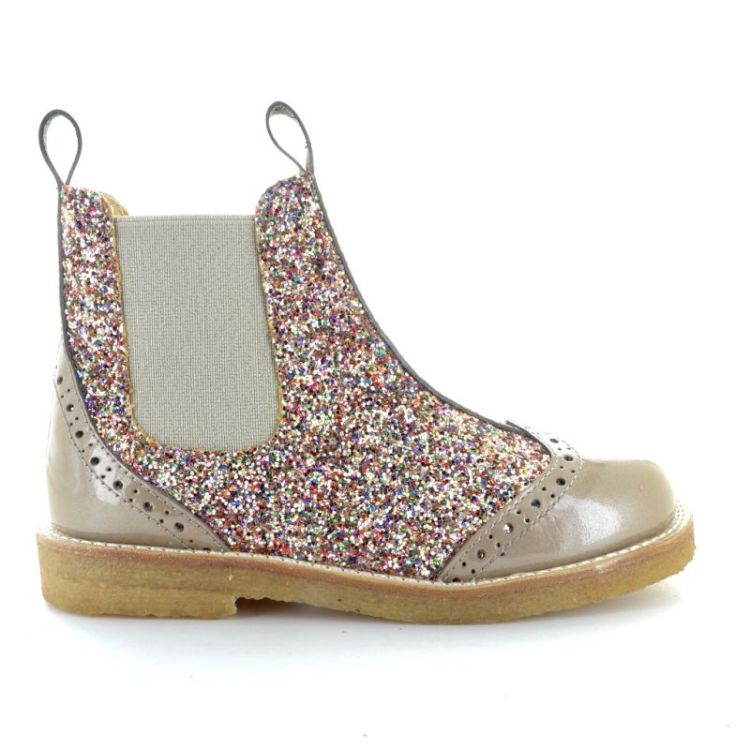 chelsea boot w brogue lace pat nougat